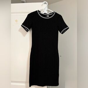 Long black short sleeve dress